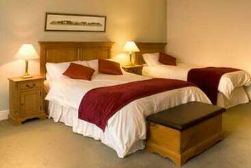 펜션 Ballycannon Lodge