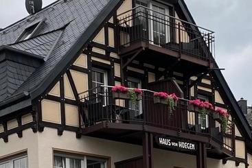 پانسیون Haus Von Hoegen