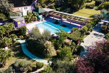 فندق Ille Roif Resort&spa