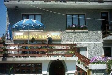 Pensionat Damianka Guest House