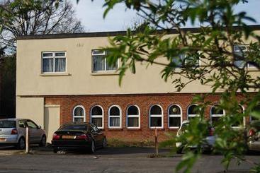 Majatalo Hillingdon Lodge