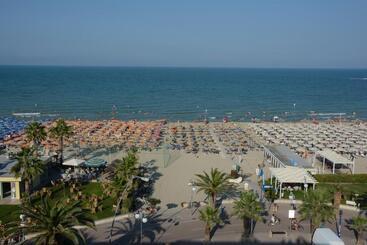 شقة فندقية Residence Helene