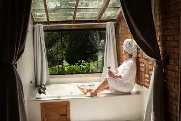 ペンション Pousada Sitio E Poesia