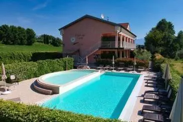 アパートホテル Residence Il Fiore Del Garda