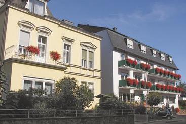 بنسيون Gästehaus Vis A Vis