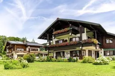 Pensione Gästehäuser Schwemmbauer