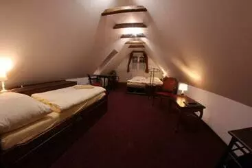 Majatalo Penzion Kasper Cyklopenzion