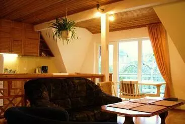 پانسیون Männi Guesthouse