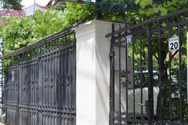 Pensión Piccola Italia Casa Racovita