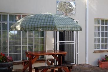 بنسيون The Wild Fig