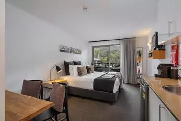 Snowgoose Apartments