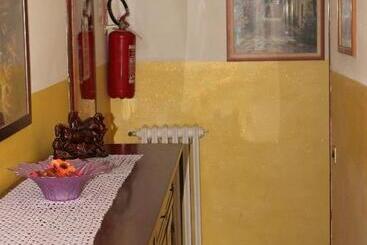 Пансион Alice Affittacamere