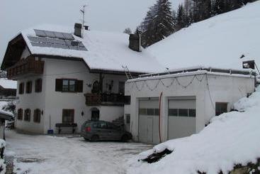 酒店 Appartamenti Suttru