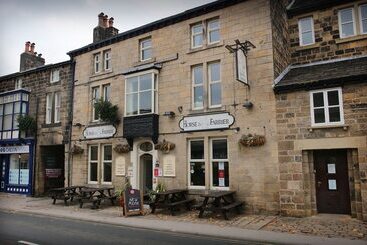 Hospedaria The Horse & Farrier