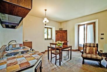 בית מלון כפרי Terra Di Michelangelo