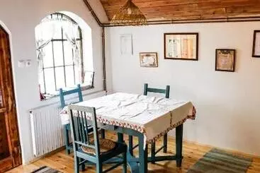 ペンション Myrtus Pince és Vendégház