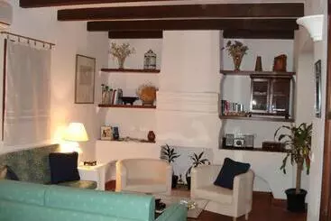 Albergue La Casa De La Iglesia