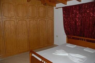 ペンション Villa Mucho