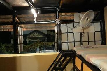 פנסיון Vanny's Peaceful Guesthouse