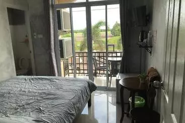 Majatalo You In House Urt Surathani Airport