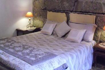 تختخواب و صبحانه Maison D'hôtes De Charme De Croccano