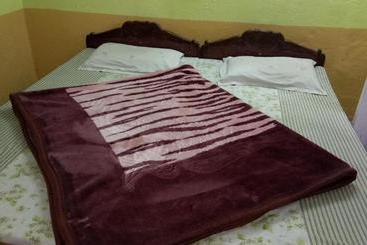 Otel Genuine Deluxe Stay At Nainital Road