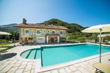 Bed and Breakfast Maralè