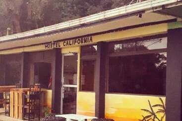 ペンション Hostel California