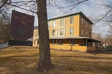 ユースホステル The Woodbine Inn