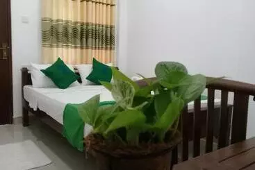 Hotel Green Edge Residences