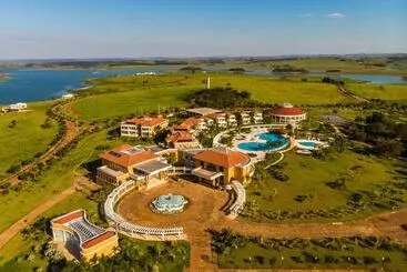 ホテル Daj Resort & Marina