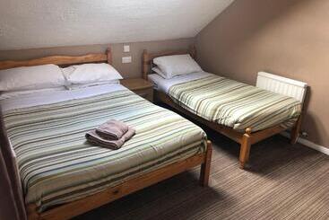 مبيت وإفطار Central