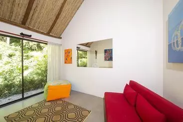 Hotelli Libelula Lounge & Lodgings