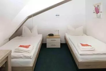 ホテル Schlossgasthaus Lichtenwalde