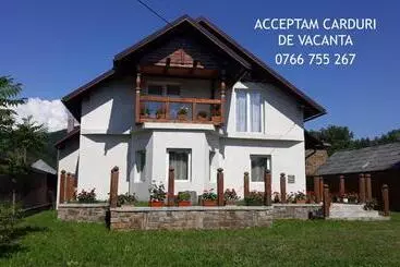 ペンション Casa Muntean