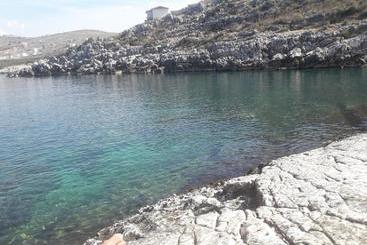 تختخواب و صبحانه Villa La Quiete   Adults Only