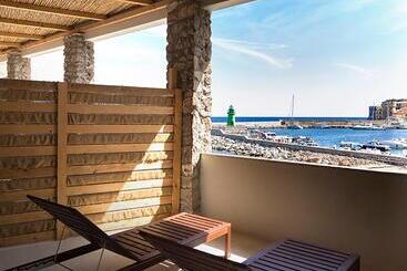 בית מלון כפרי La Guardia