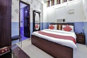 Oyo 22424 Hotel Vice Roy