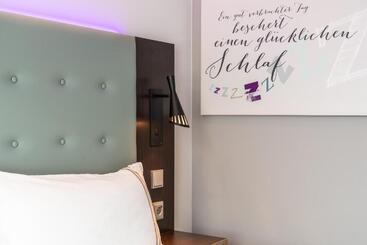 Hotelli Premier Inn Heidelberg City Bahnstadt