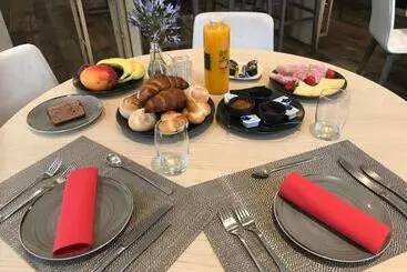 تختخواب و صبحانه Relais Du Simplon