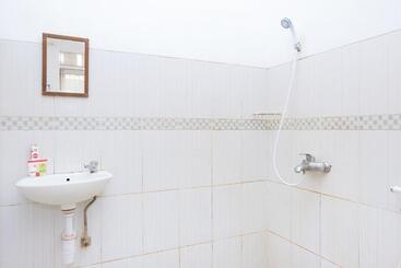 בית מלון כפרי Loesje Guesthouse