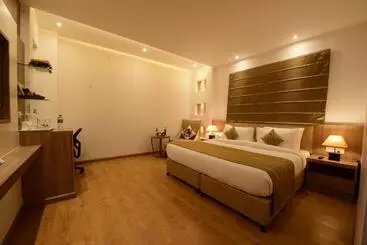 Hotelli Surestay Plus By Best Western Amritsar