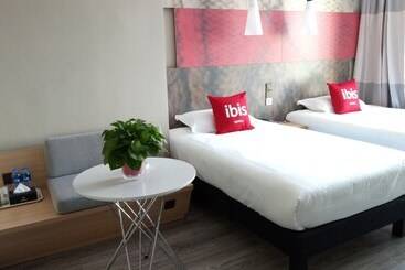 Hotel Ibis Pingliang Kongtong West Road