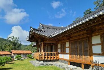 فندق Korea Palace