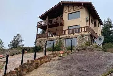 Huoneistohotelli La Ponderosa Cumbrecita