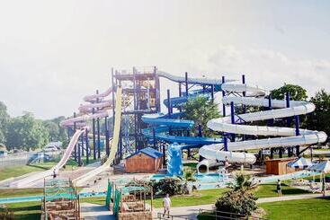 مبيت وإفطار Holder House Rentals