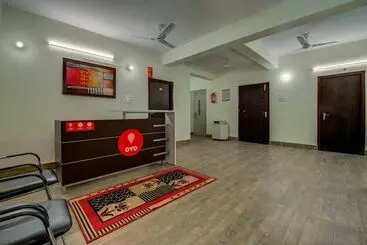 هتل Oyo 10945 Sai Guest House