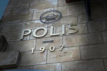Bed and Breakfast Polis 1907 By Louis Hotels