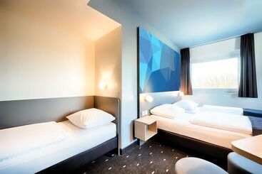 B&b Hotel Stuttgart Airport/messe