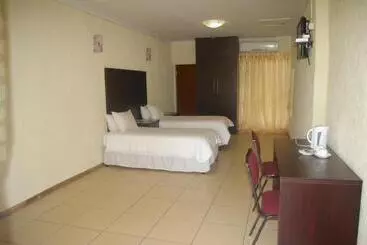 Naledzi Hotel & Conference Centre